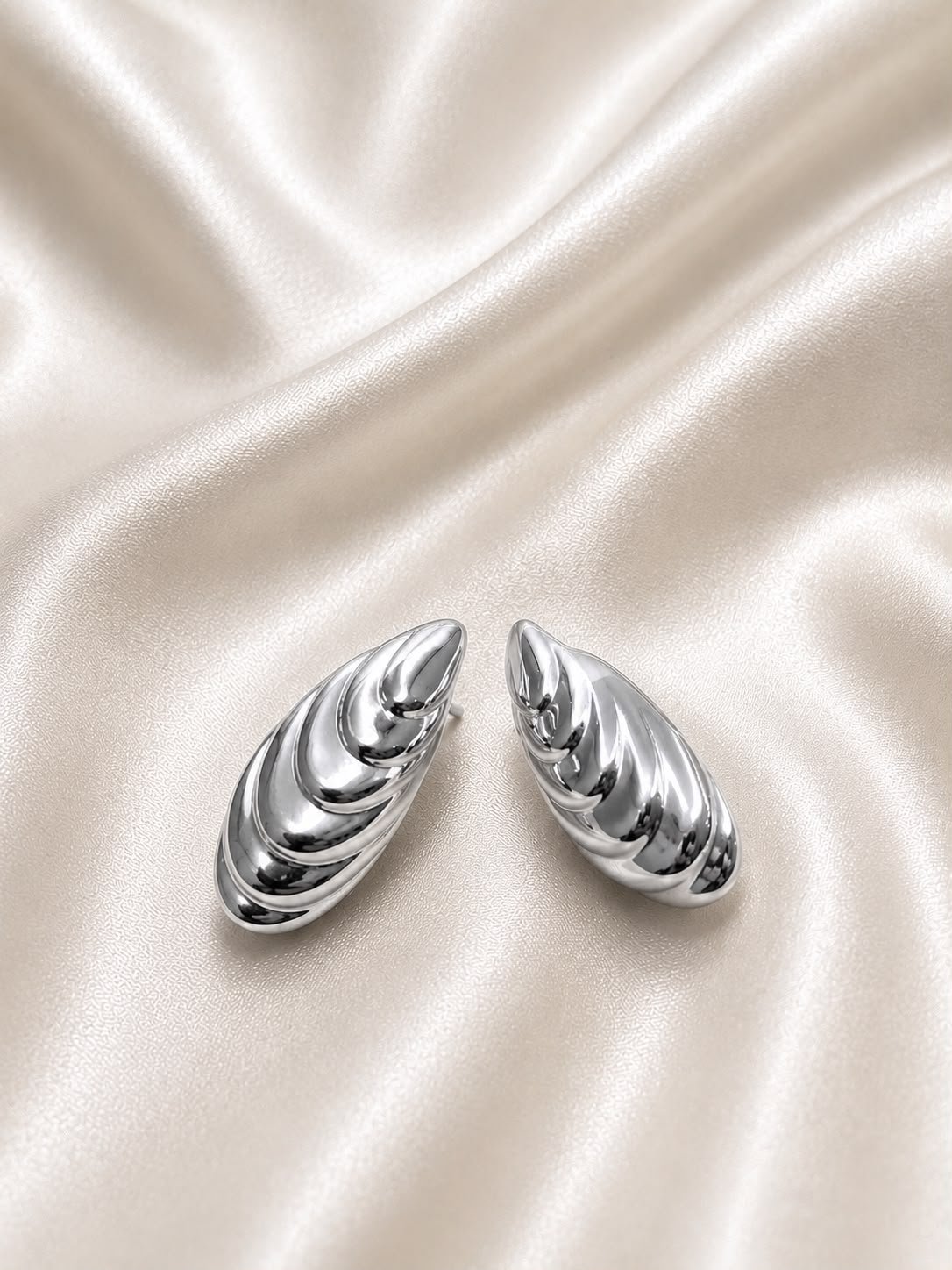 Earring 12
