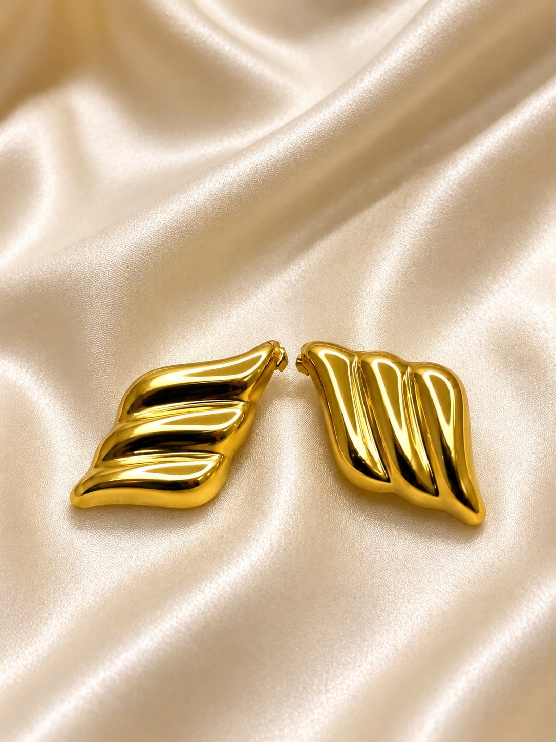 Earring 13