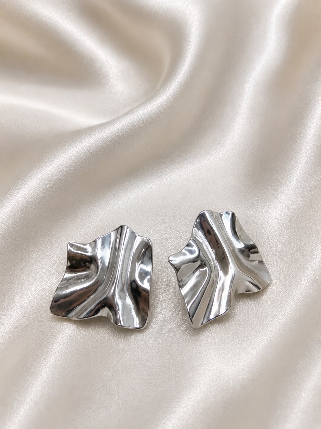 Earring 25
