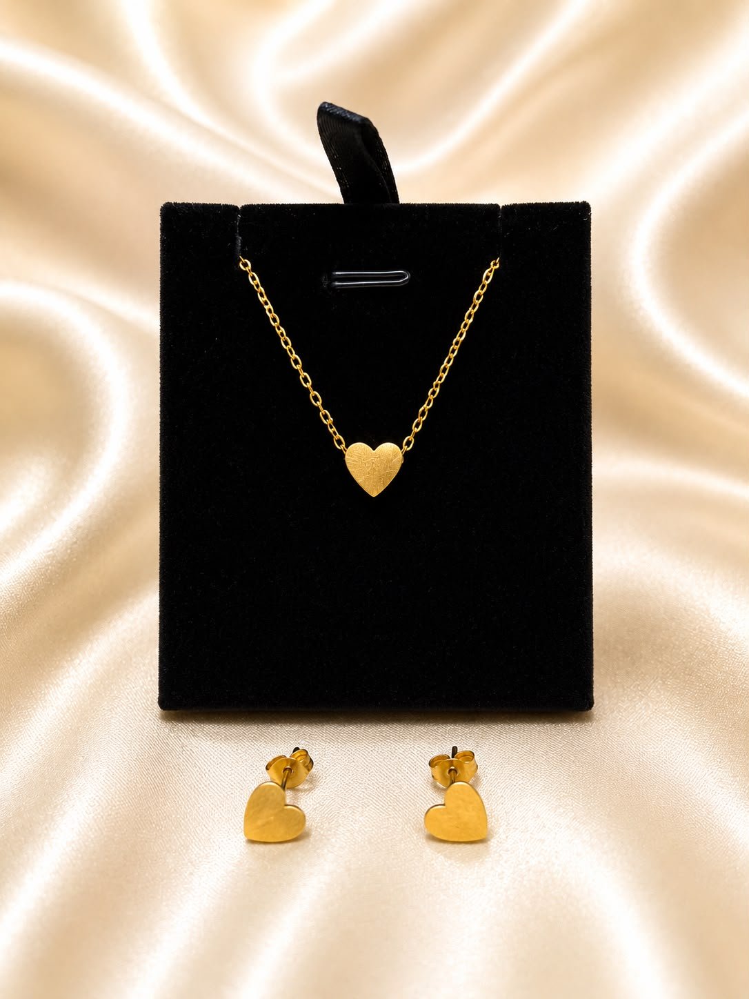Locket 8