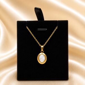 Pendent 8